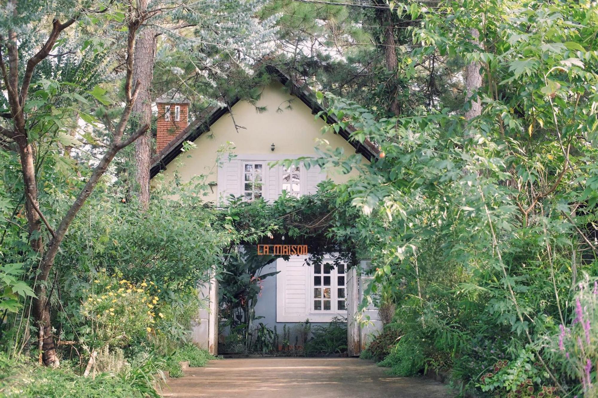 La Maison Homestay Mang Den Kon Tum Exterior photo